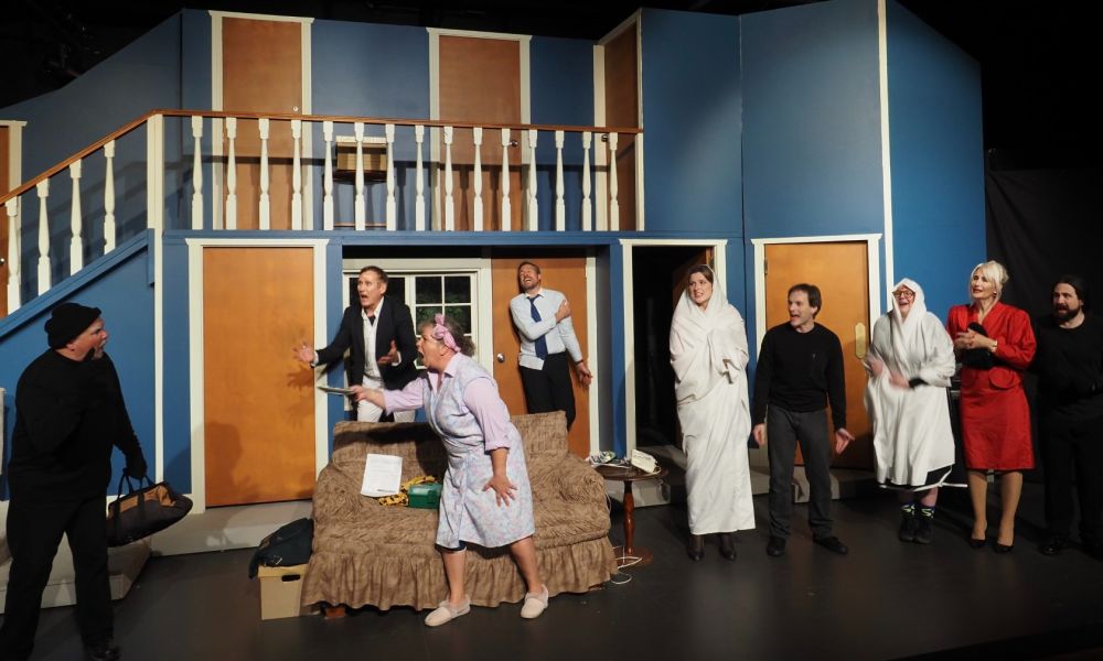 noises off